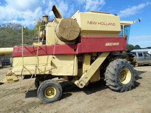 Used New Holland TR85 Combine parts.