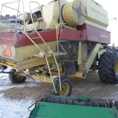 Used New Holland TR85 Combine parts.