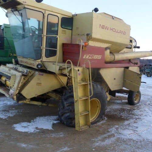 Used New Holland TR85 Combine parts.