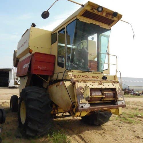 Used New Holland TR85 Combine parts.
