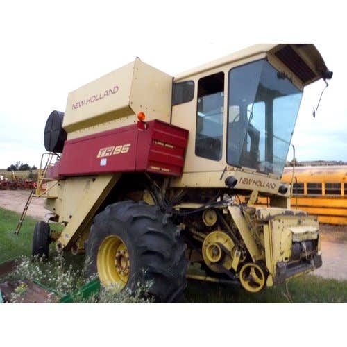Used New Holland tr85 Combine parts.