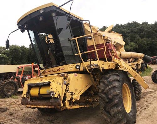 Used New Holland TR86 Combine parts.