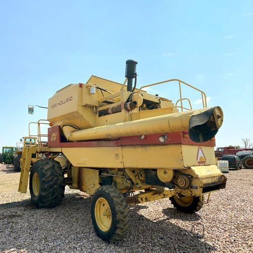 Used New Holland TR86 Combine parts.