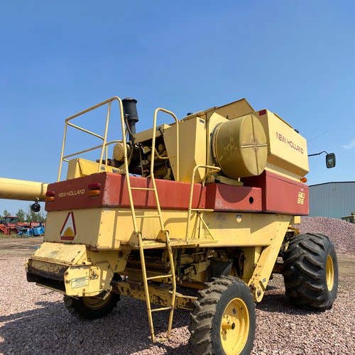Used New Holland TR86 Combine parts.
