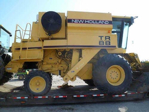 Used New Holland tr88 Combine parts.