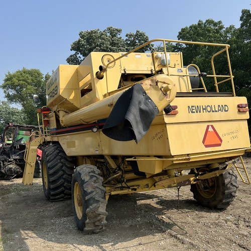 Used New Holland TR89 Combine parts.