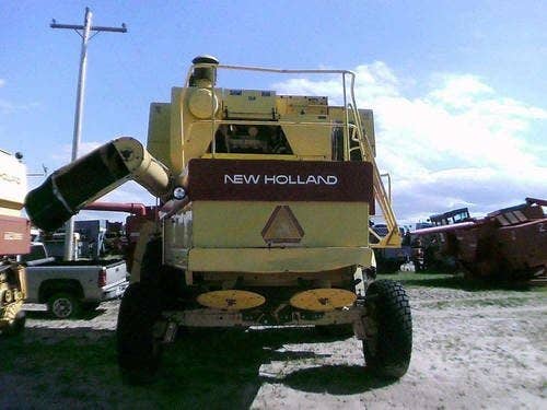 Used New Holland TR95 Combine parts.