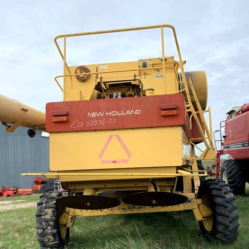 Used New Holland tr96 Combine parts.