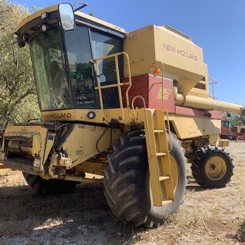 Used New Holland TR96 Combine parts.