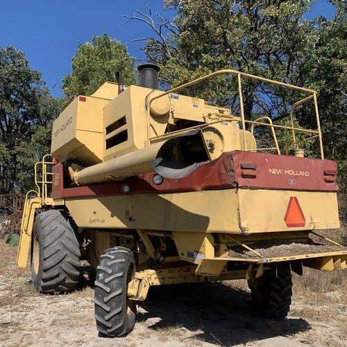 Used New Holland TR96 Combine parts.