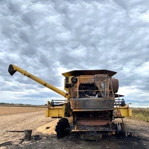 1998 Used New Holland TR98 Combine parts.