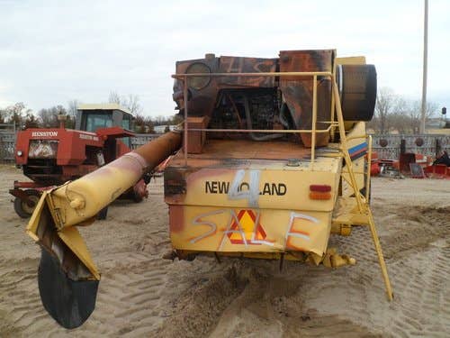 Used New Holland tr99 Combine parts.