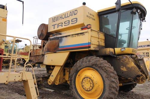 Used 2002 New Holland TR99 Combine Parts Used 2002 New Holland TR99 Combine Parts