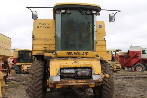 2002 Used New Holland TR99 Combine parts.