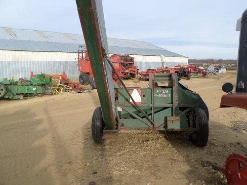 Used New Idea 323 Harvester parts.