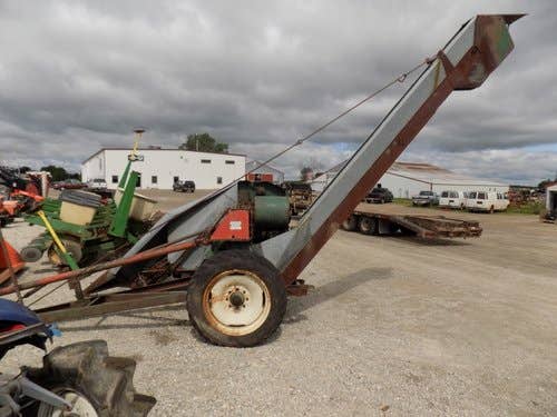 Used New Idea 323 Harvester parts.