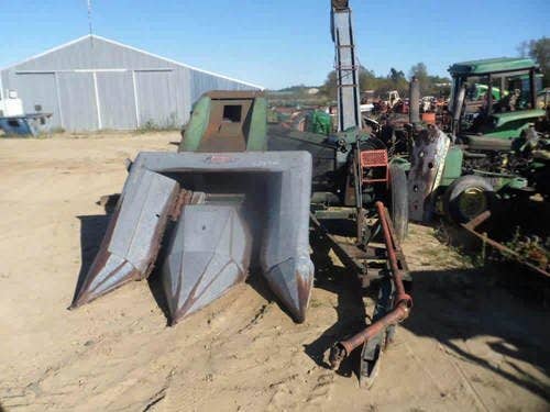 Used New Idea 324 Harvester parts.