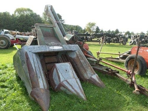 Used New Idea 324 Harvester parts.
