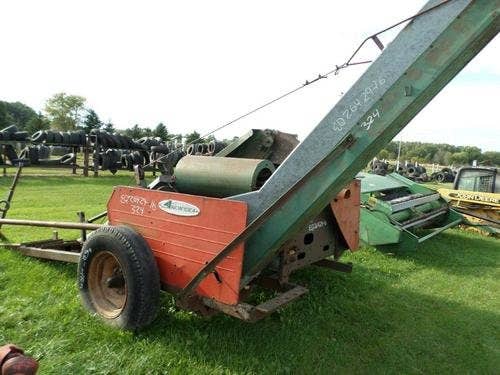 Used New Idea 324 Harvester parts.