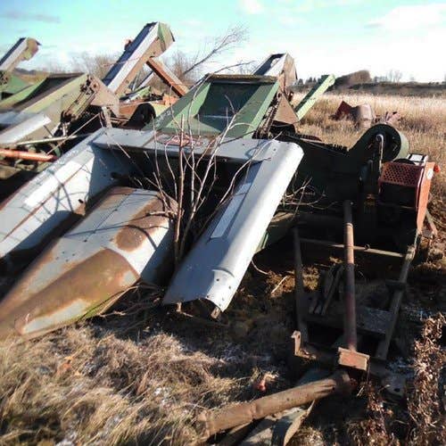 Used New Idea 324 Harvester parts.