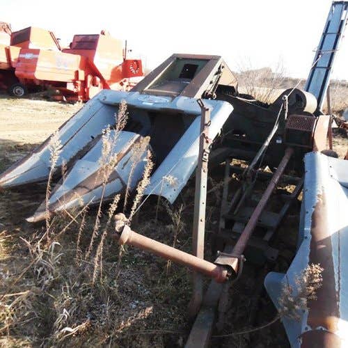 Used New Idea 324 Harvester parts.