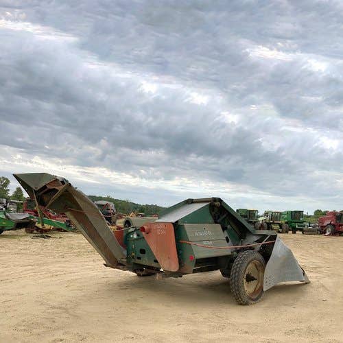Used New Idea 324 Harvester parts.