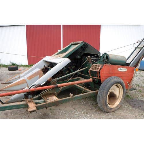 Used New Idea 324 Harvester parts.