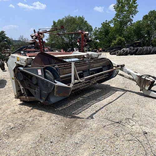 Used New Idea 5109 Hay Cutting parts.