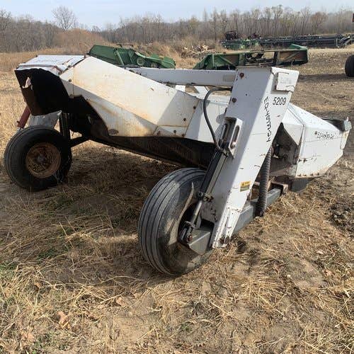 Used New Idea 5209 Hay Cutting parts.