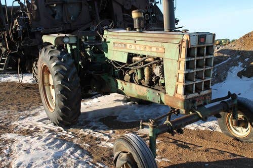 Used Oliver 1650 Tractor parts.