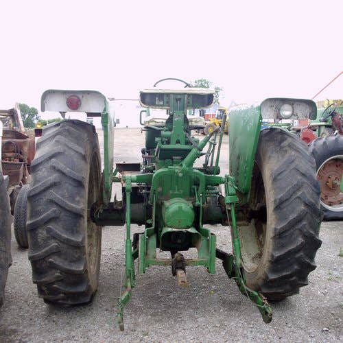 Used Oliver 1650 Tractor parts.