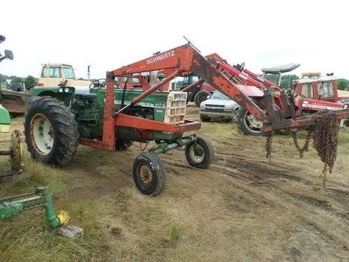 Used Oliver 1800 Tractor parts.