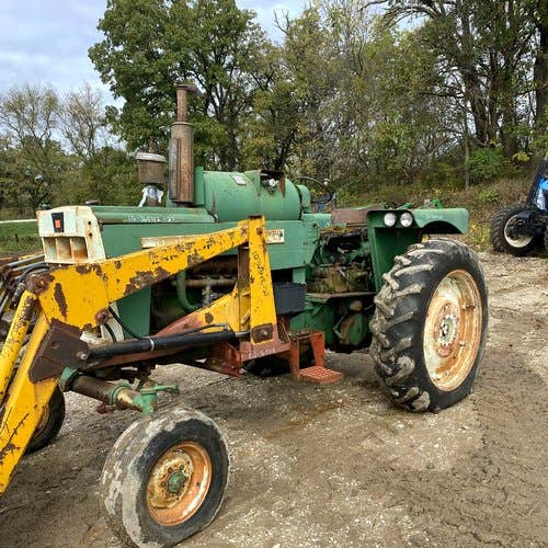 Used Oliver 1800 Tractor parts.