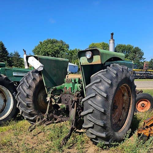 Used Oliver 1800 Tractor parts.