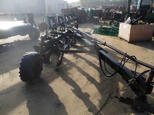 Used Oliver 548 Tillage parts.