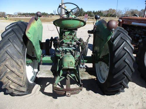 Used Oliver 880 Tractor parts.