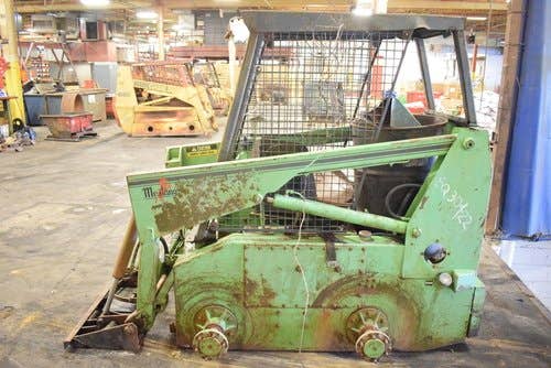 Used Owatonna 1200 Skid Steer Loader Parts Used Owatonna 1200 Skid Steer Loader Parts