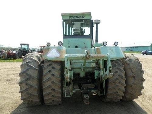 Used Steiger Cougar Tractor parts.