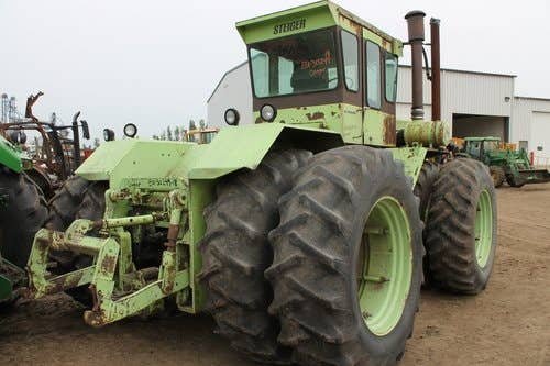 Used Steiger COUGAR Tractor parts.