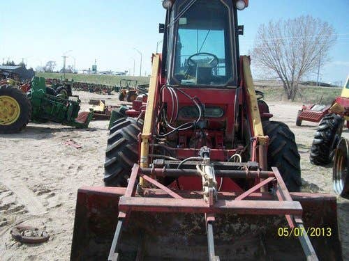 Used Versatile 160 Tractor parts.