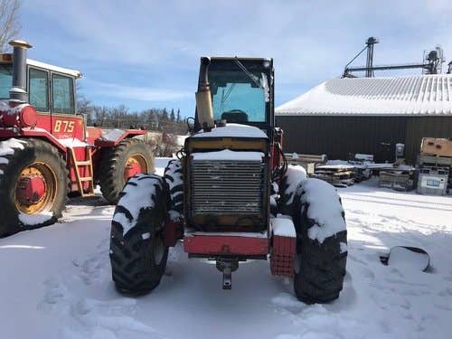 Used Versatile 256 Tractor parts.