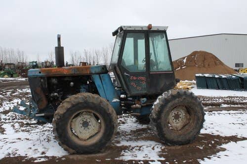 1990 Used Versatile 276 Tractor parts.