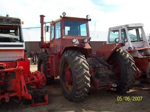 Used Versatile 800 Tractor parts.