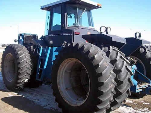 Used Versatile 846 Tractor parts.