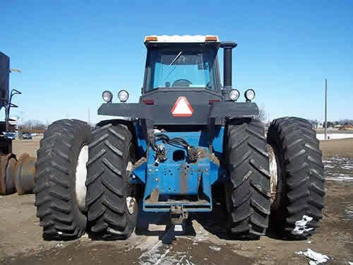 Used Versatile 846 Tractor parts.