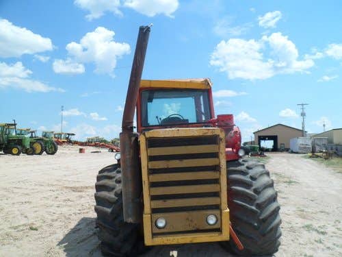 1976 Used Versatile 850 Tractor parts.