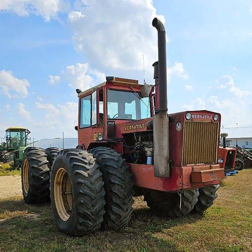 Used Versatile 850 Tractor parts.