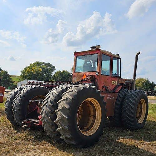 Used Versatile 850 Tractor parts.