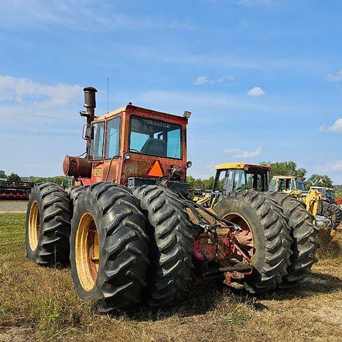 Used Versatile 850 Tractor parts.