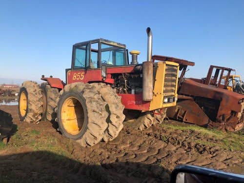 Used Versatile 855 Tractor parts.